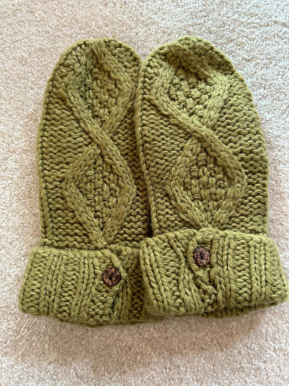 써스데이 아일랜드 장갑