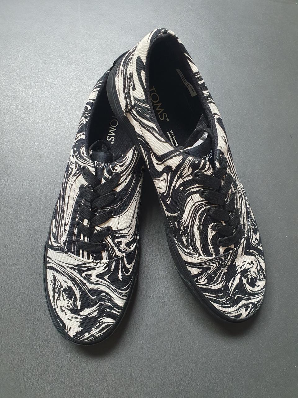 탐스 남성 스니커즈 운동화 캔버스화 270mm (4종 중 택1)