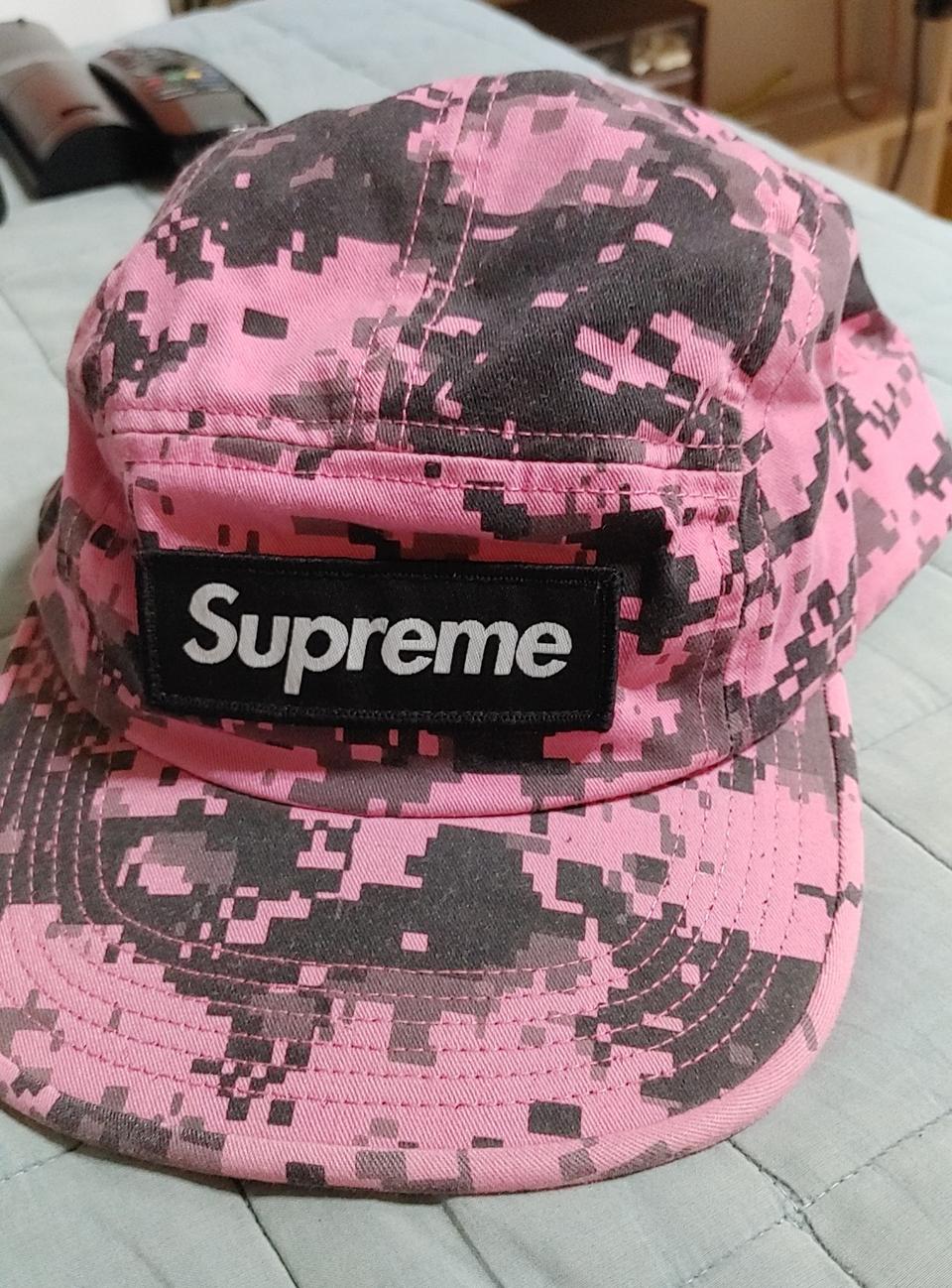 슈프림 카모 모자