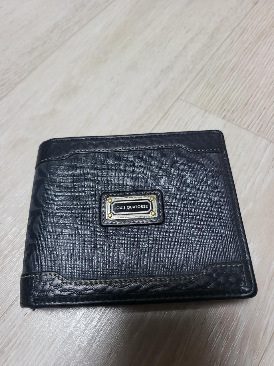 루이까또즈 반지갑