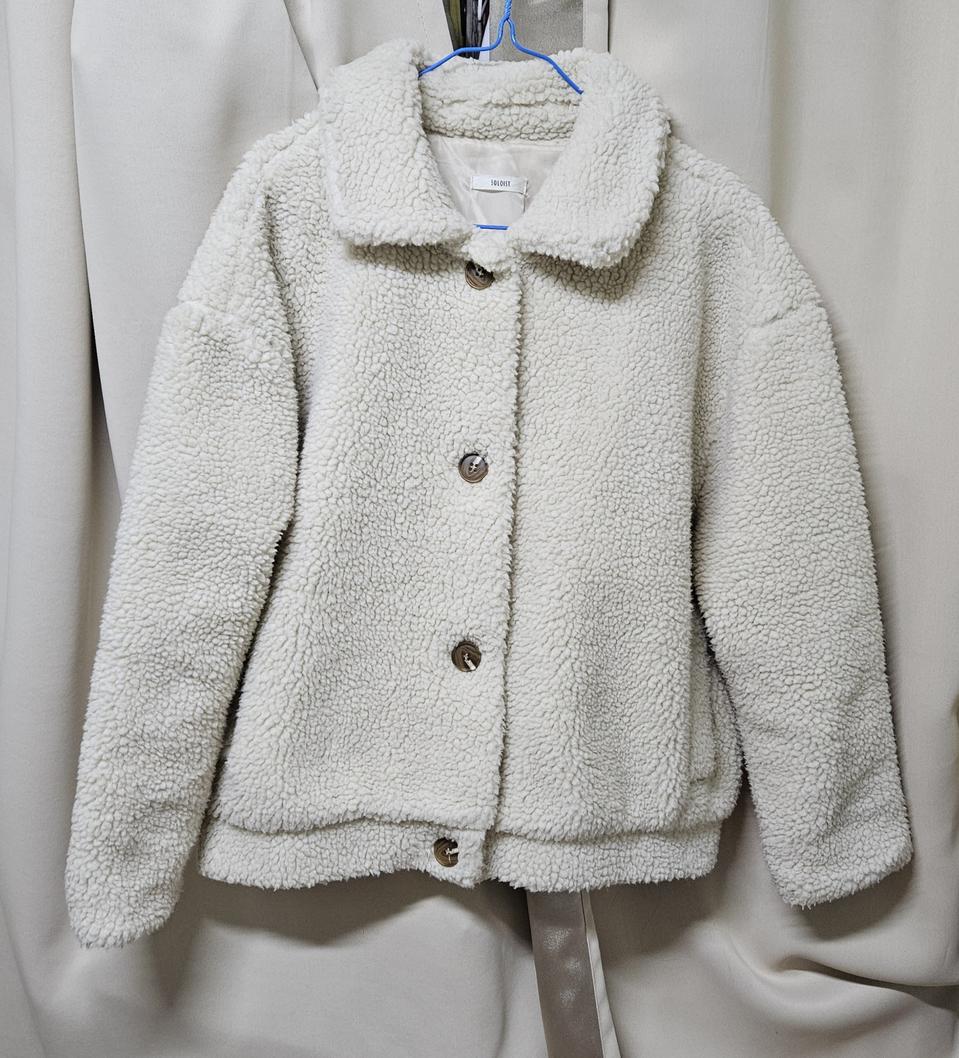 솔로이스트 양털자켓