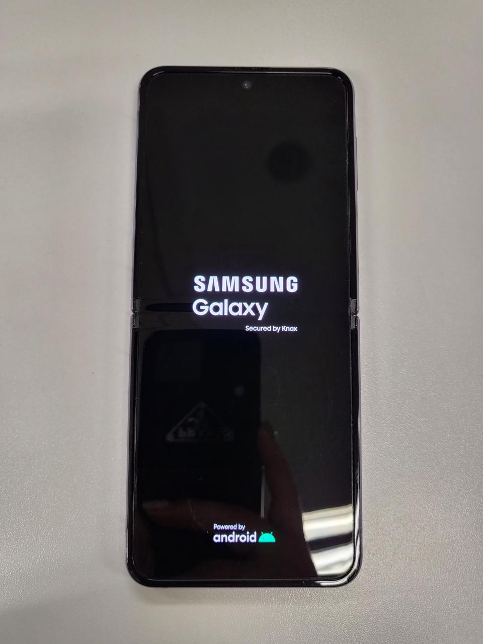 갤럭시 Z플립4 5G 256GB 보라퍼플 - 37562