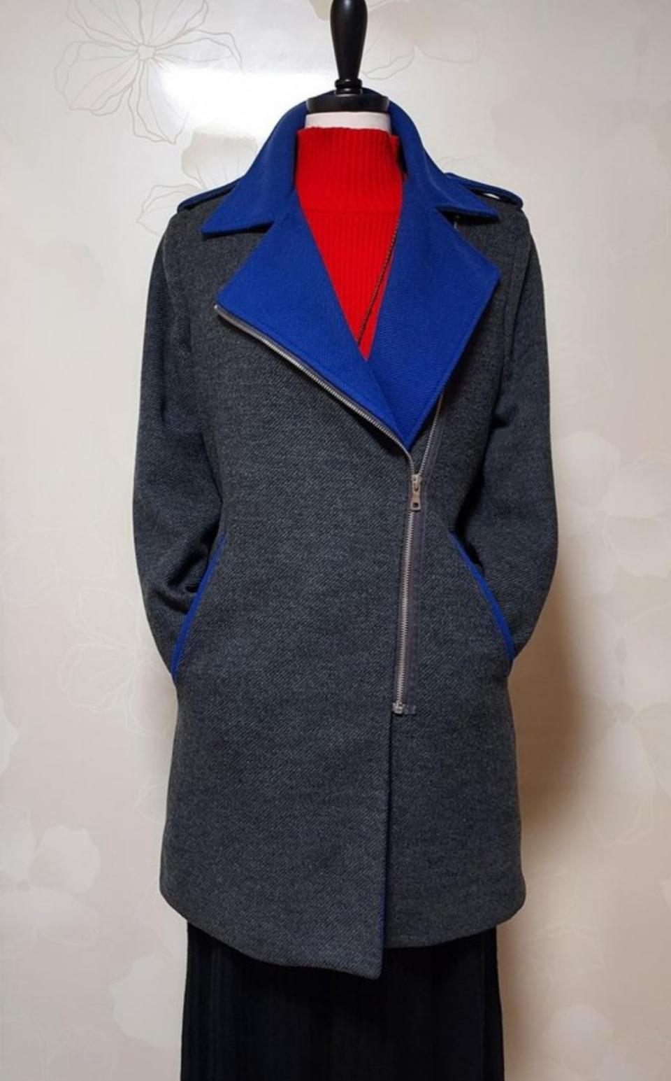 (플라스틱아일랜드)카라배색코트