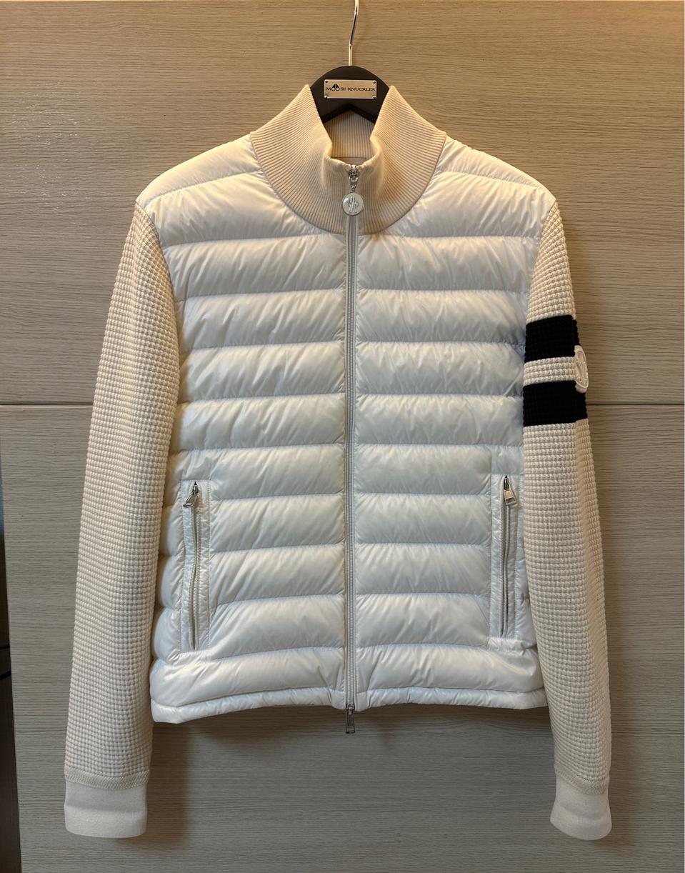 몽클레어 니트패딩