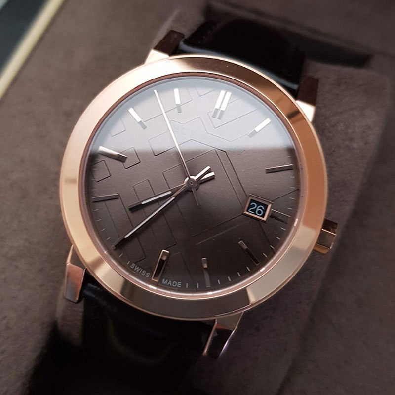 버버리 남,여공용 가죽시계 BU9013 팝니다