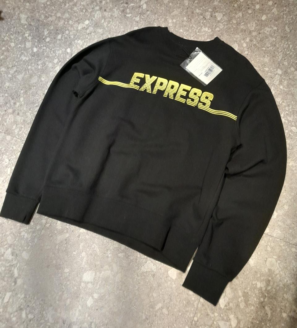 데어로에 맨투맨 새상품 (F)