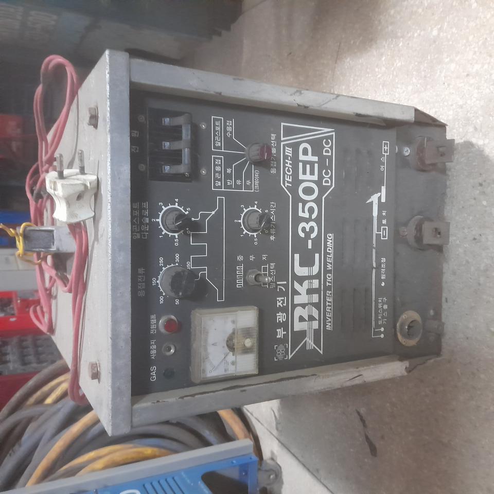부광 알곤용접기 350A 24만원