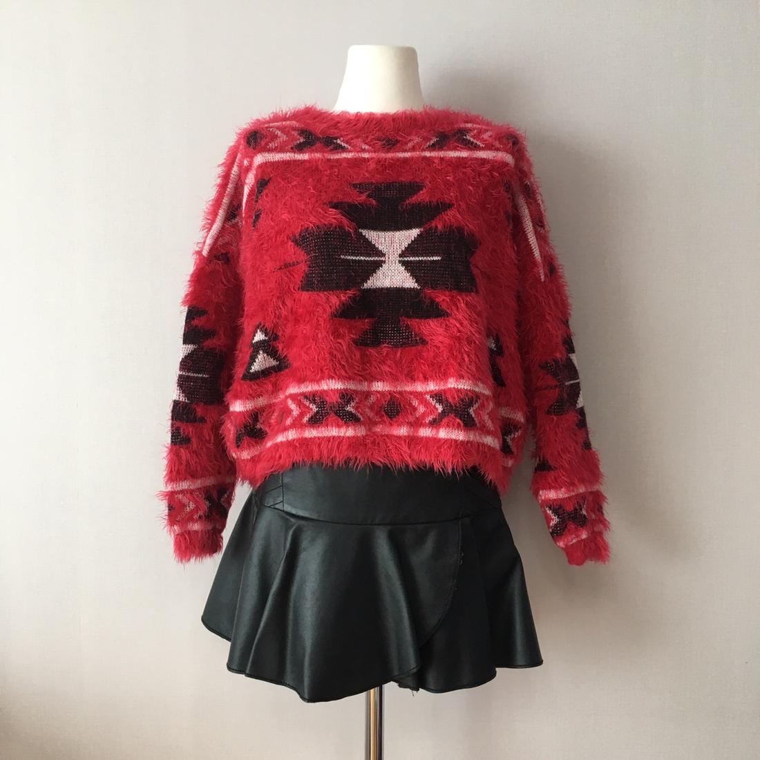 반짝세일/ 레드 패턴 니트