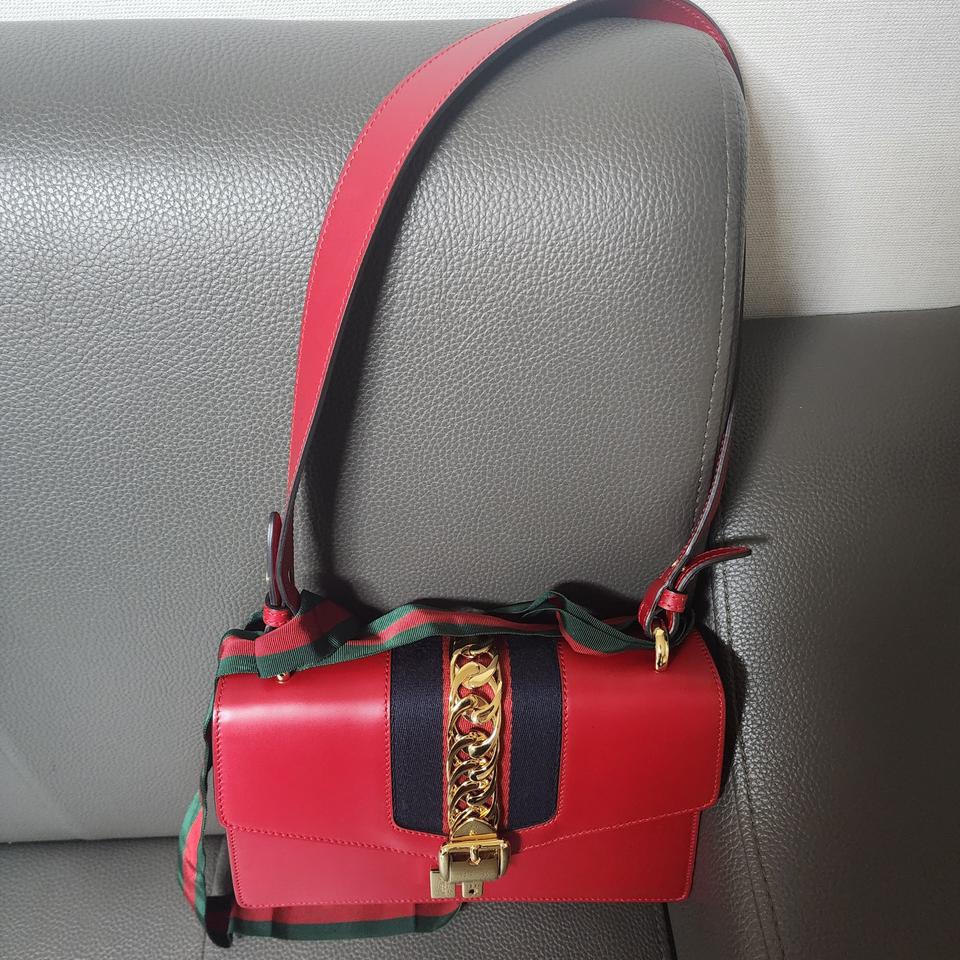 구찌 실비 레드 크로스백(정품)