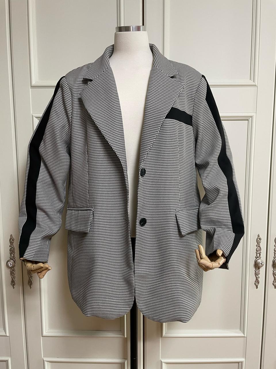 라인배색 자켓(새상품)