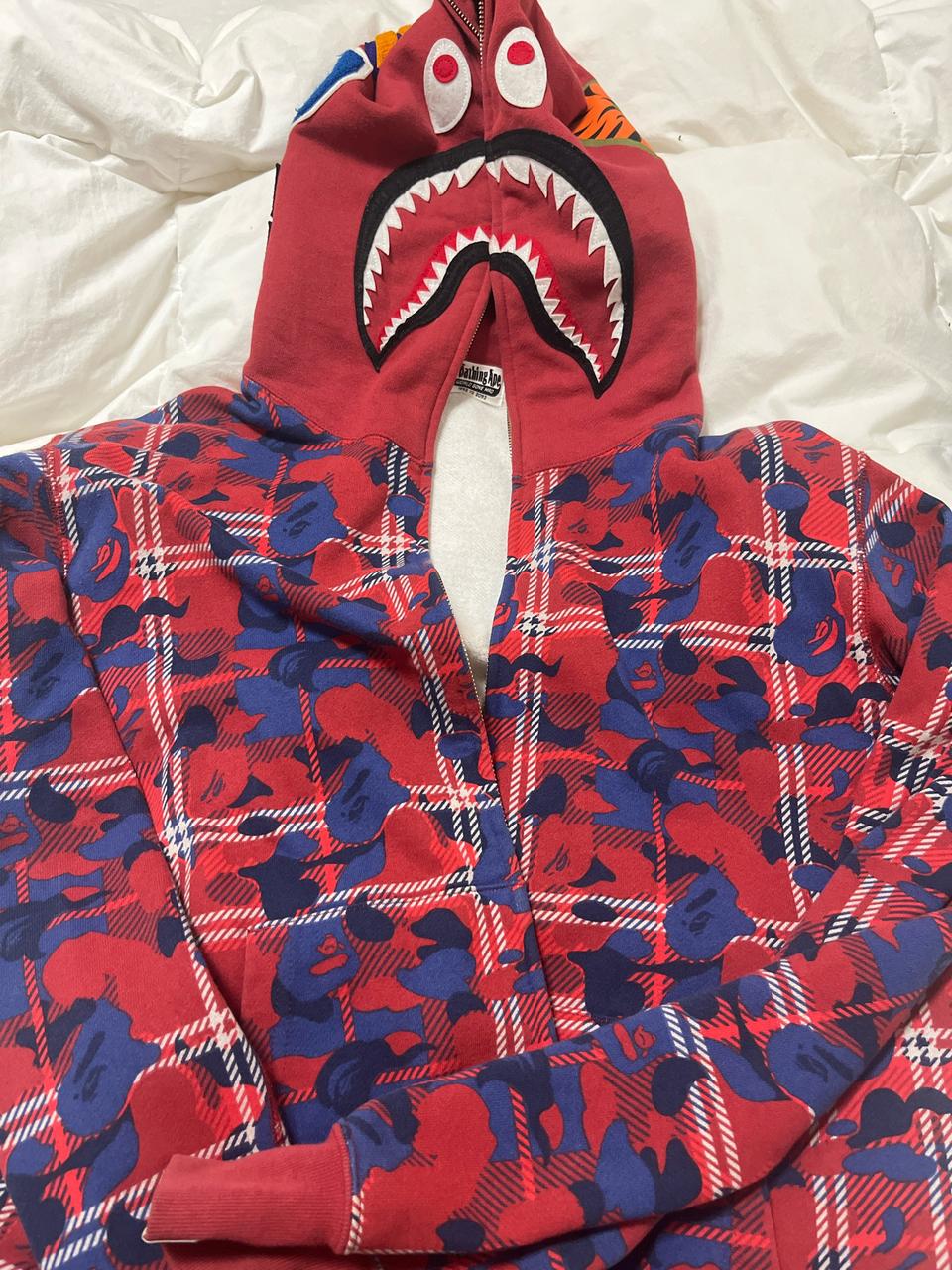 베이프 후드집업