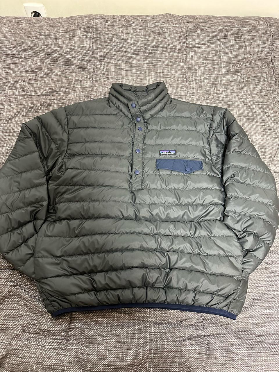 파타고니아 아노락 경량 패딩 팝니다.