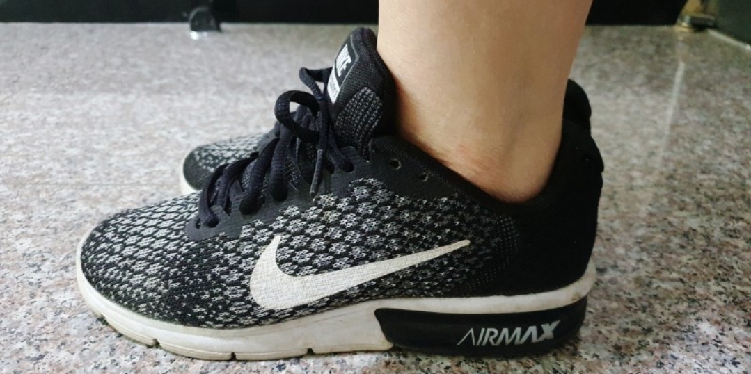 나이키 에어맥스  시퀀트2