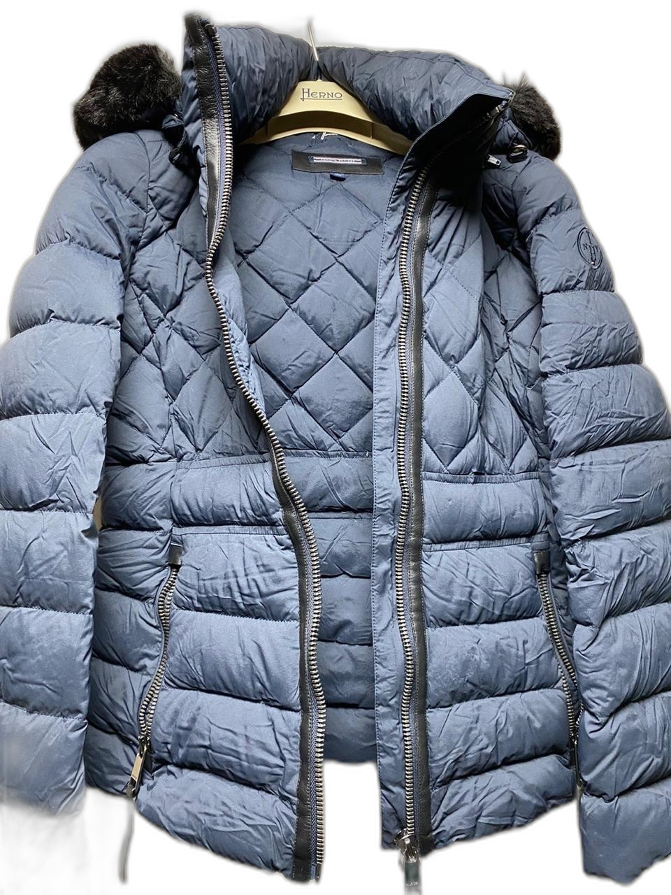 타미힐필거 숏 패딩