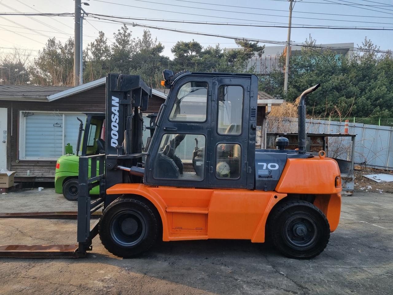 두산7톤자동발디젤지게차팝니다