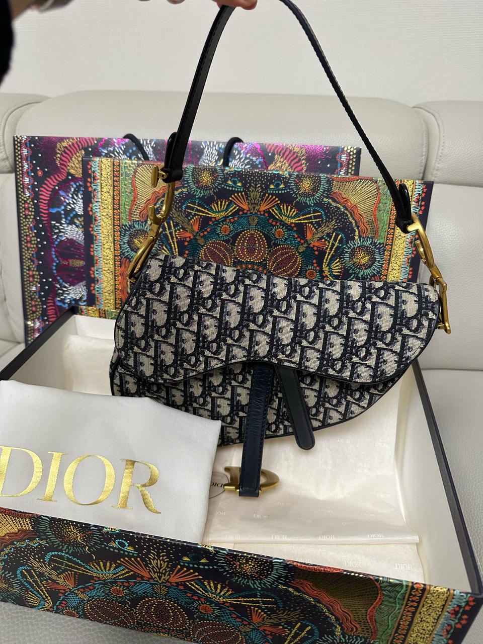 디올 새들백 미디움