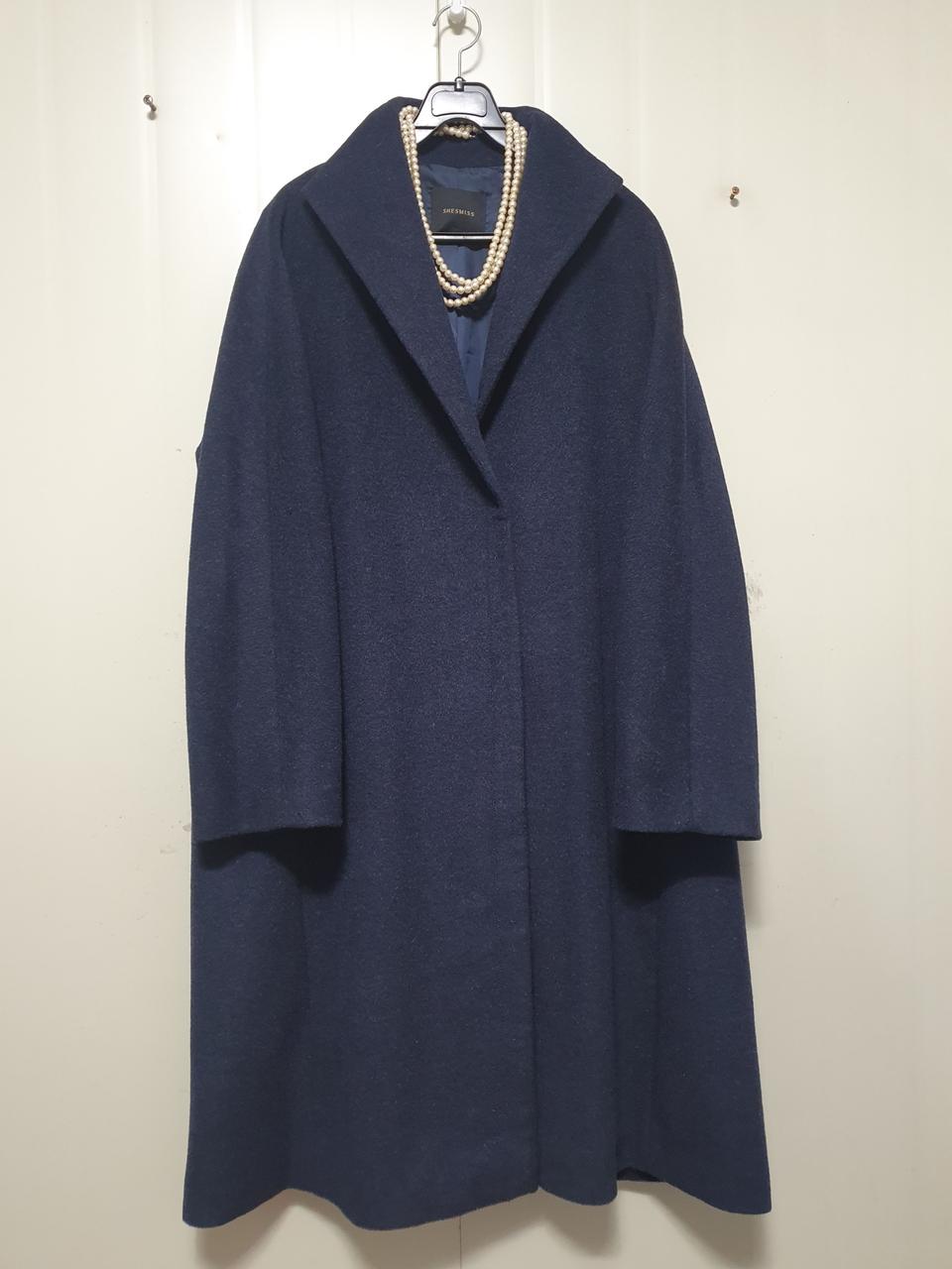 쉬즈미스 롱 코트.모.