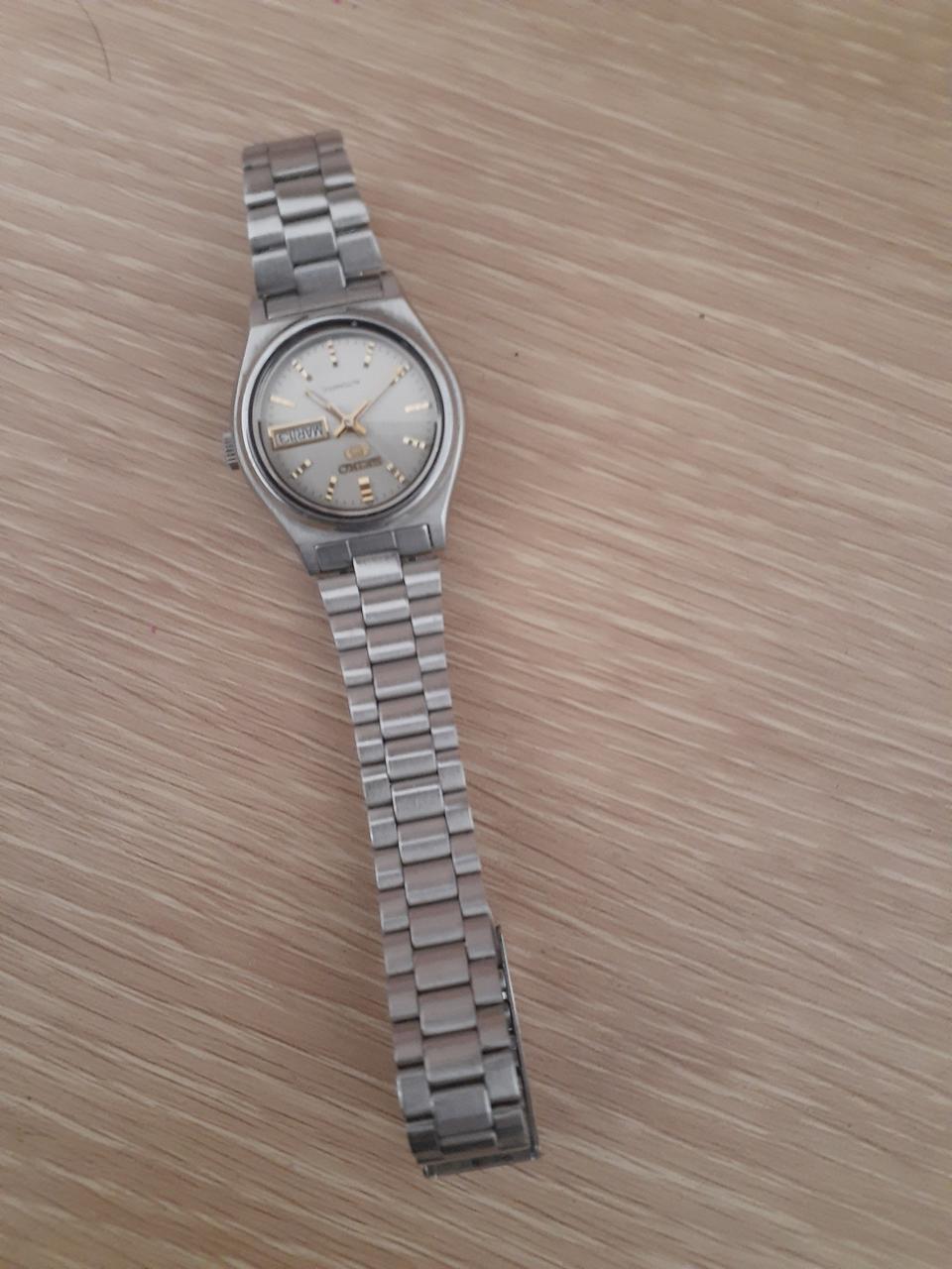 여자세이코시계