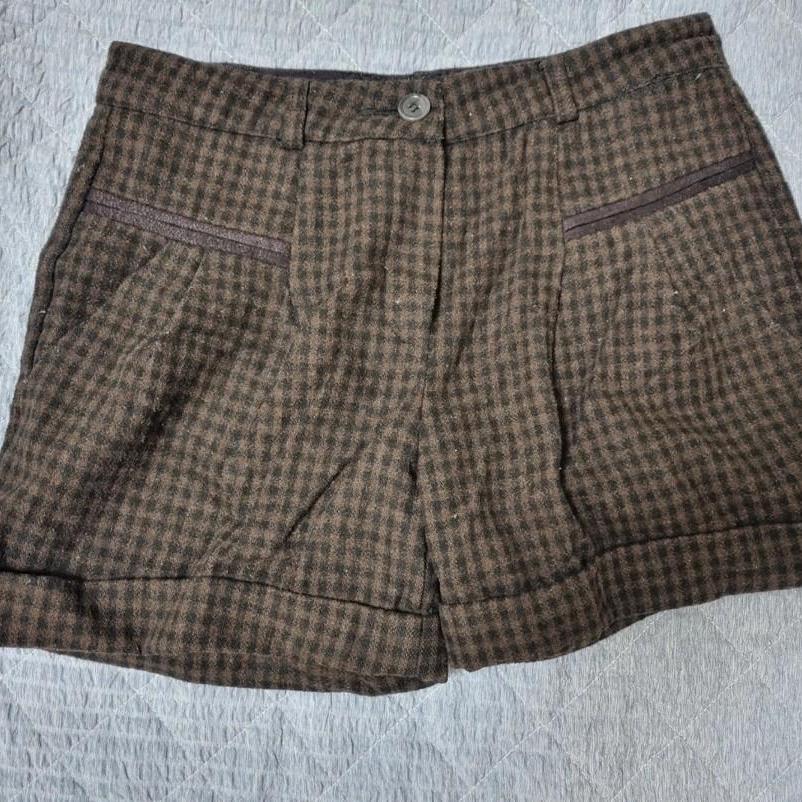 브라운모직숏팬츠. 교신가능