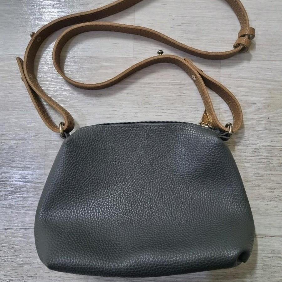 미니 레더백. 교신가능