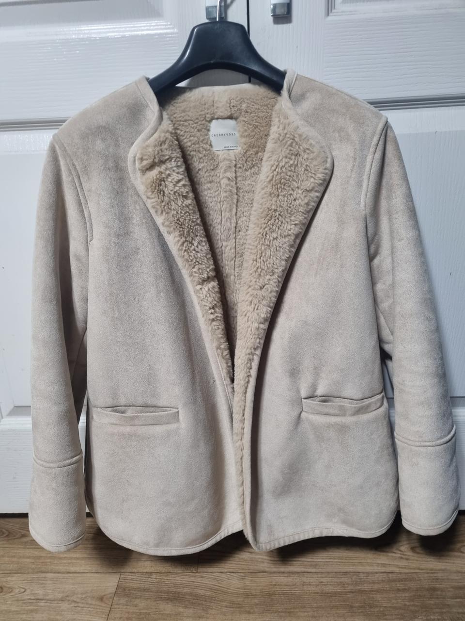 <옷장정리> 거의새것-겨울 포근 무스탕 2만원