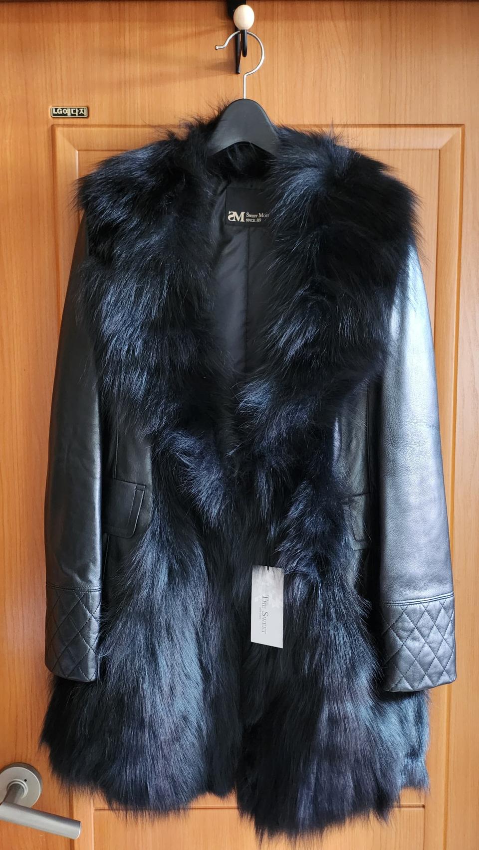 (새상품)폭스퍼 트리밍 양가죽 소매누빔 간지 코트-빠른거래시 27만