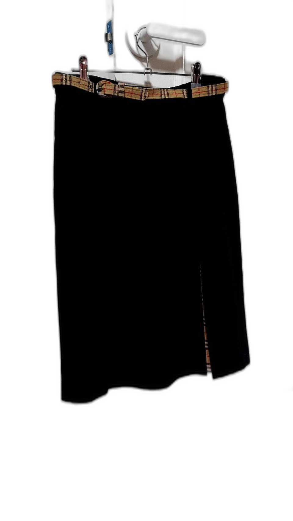 버버리 블랙 모직 치마 판매합니다