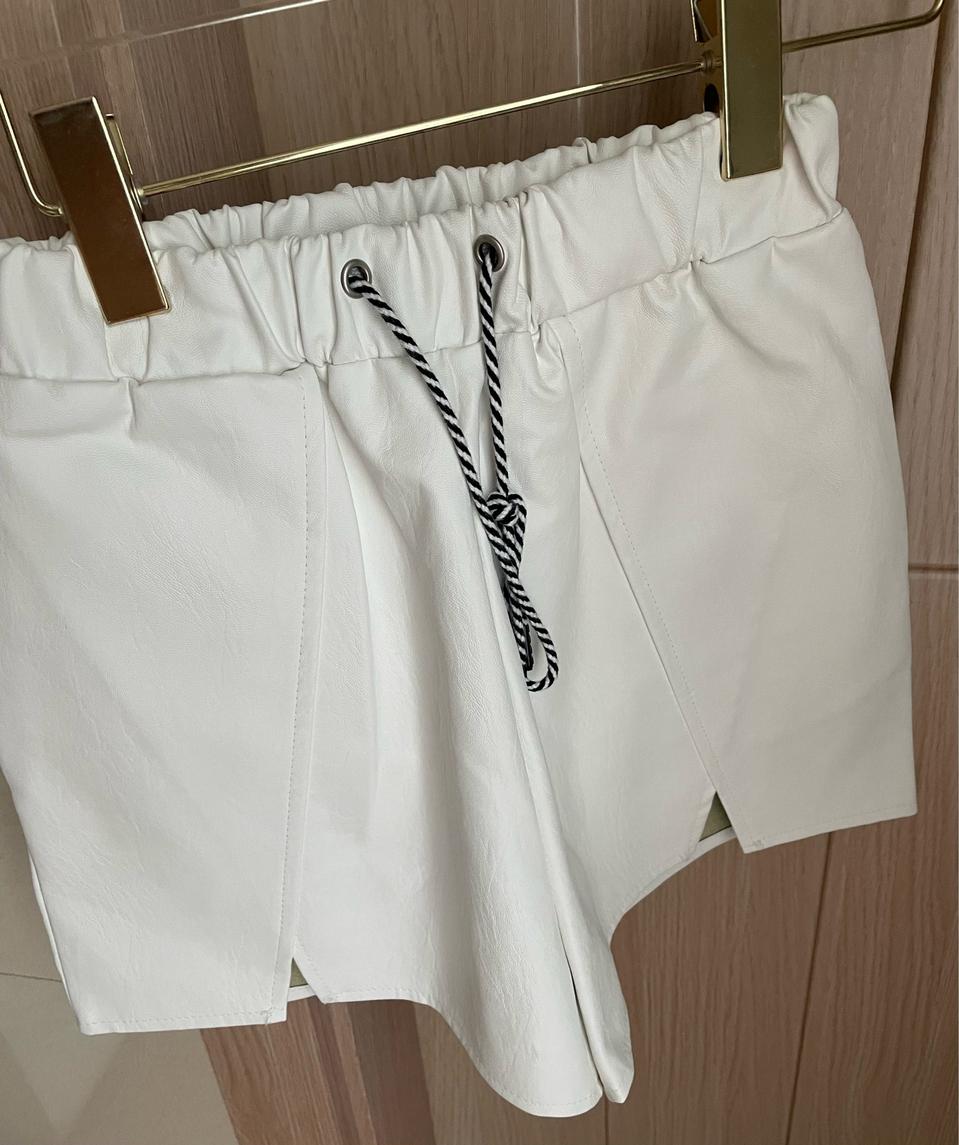 가죽팬츠 새상품