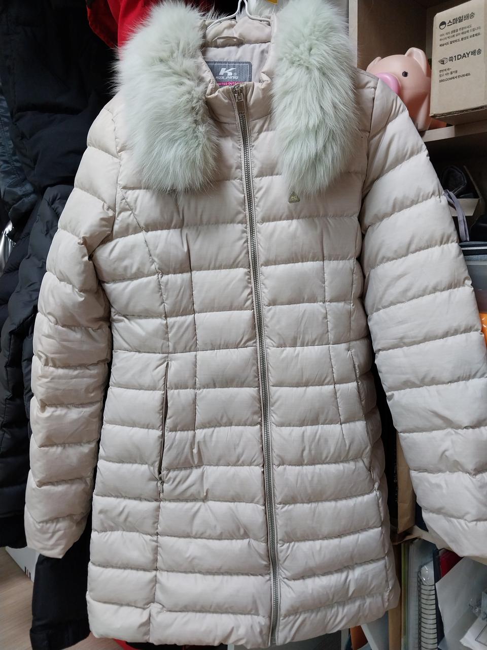 콜핑 아이보리 민트 폭스퍼 경량롱 덕다운패딩 상태좋음