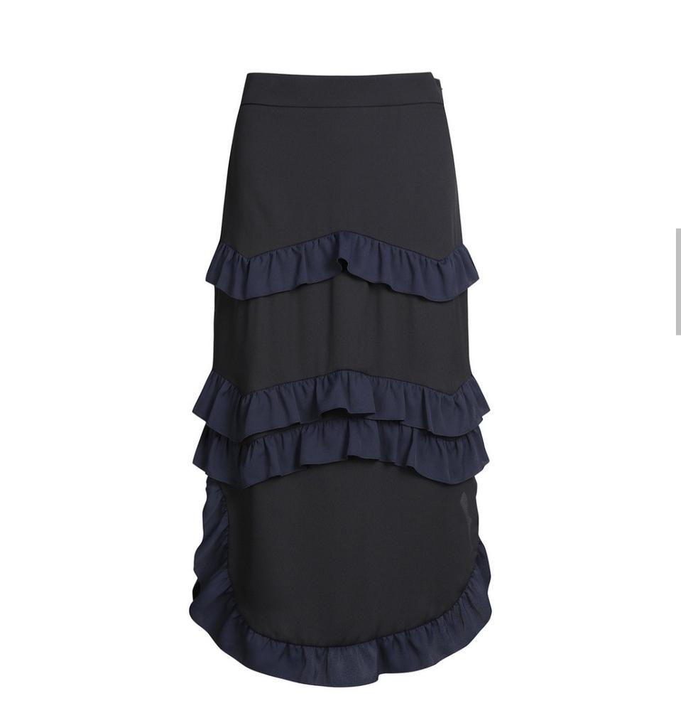 럭키슈에뜨 스커트 38(66). 한소희 착샷