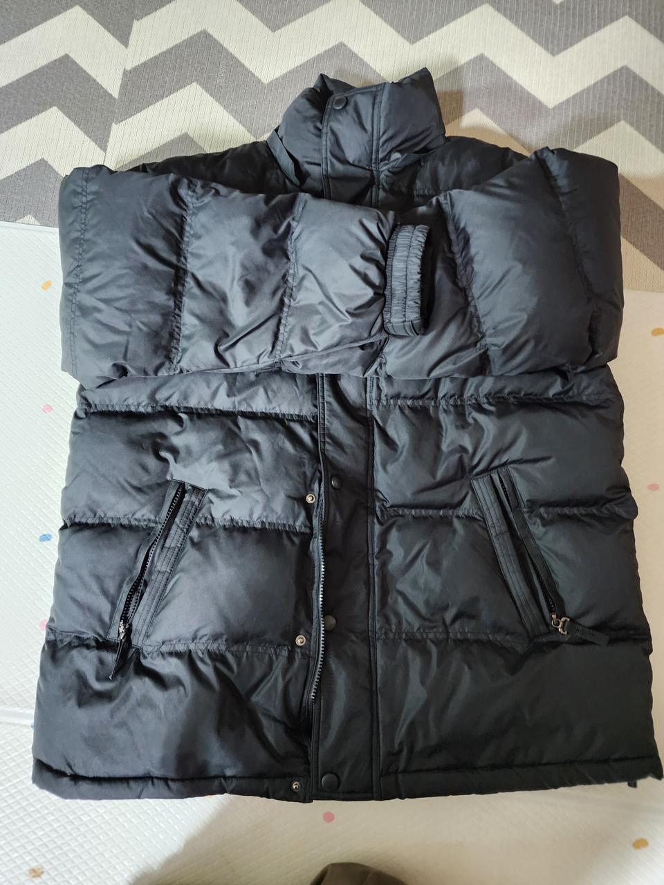 블랙 패딩 사이즈 110 실착1회