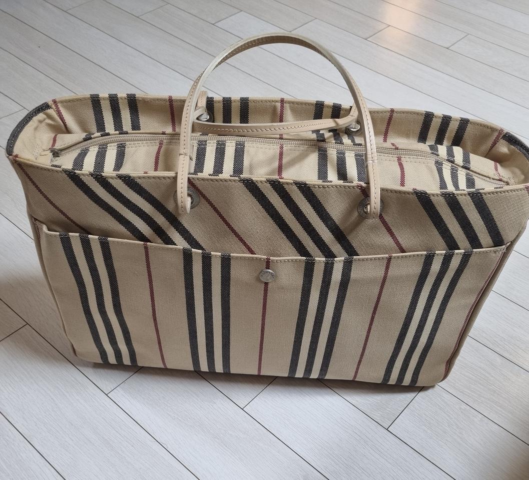 버버리 런던 토트백 신형노바체크