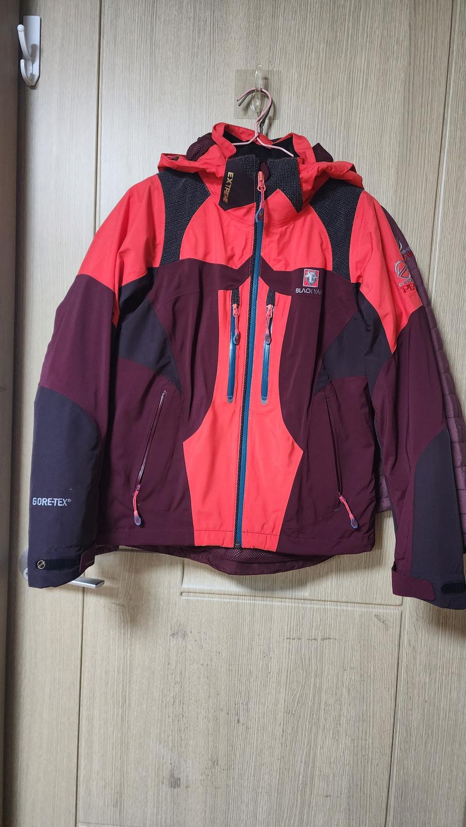 여성  블랙야크 고어텍스 90