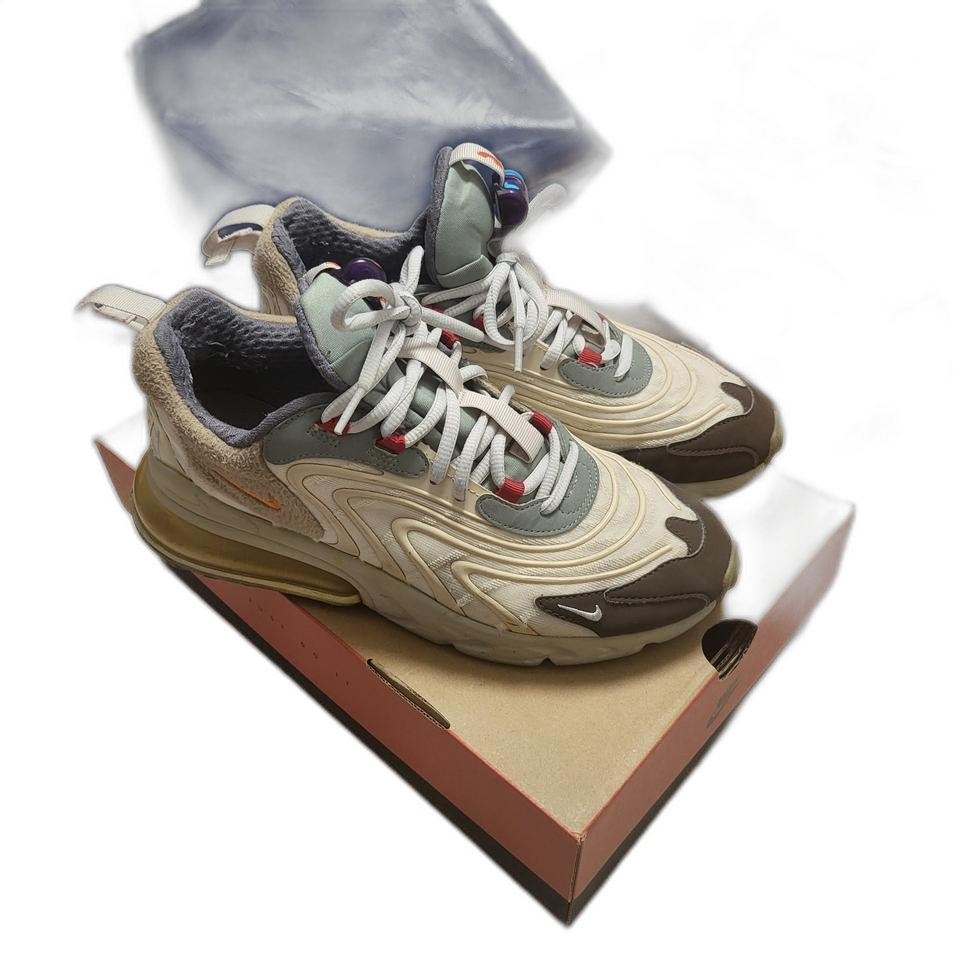 급처) 나이키x트래비스 스캇 리액트 270