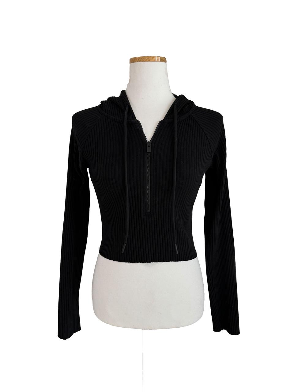 H&M 슬림핏 크롭 골지후드 블랙