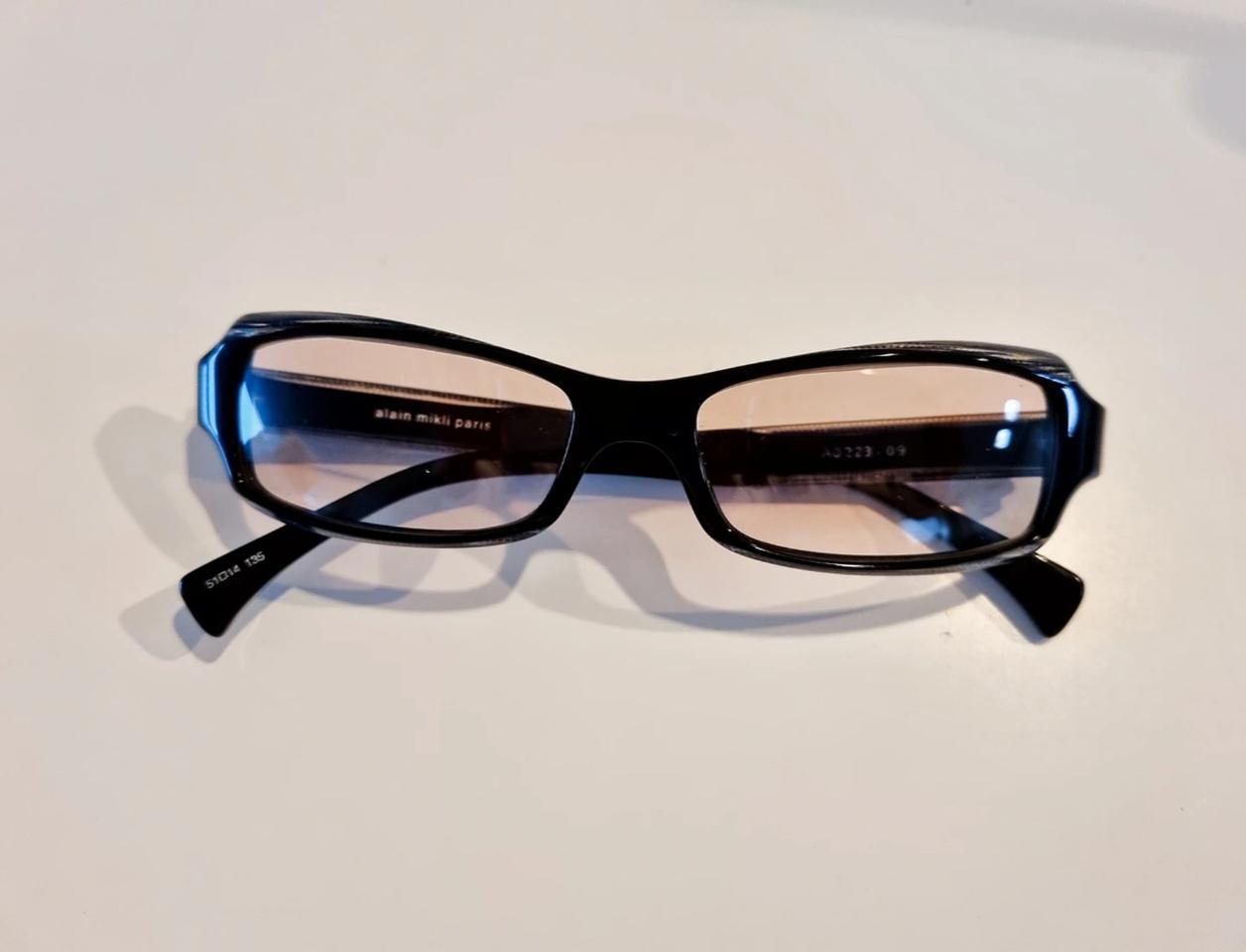 프랑스 명품 안경브랜드 알랭미끌리 안경입니다
