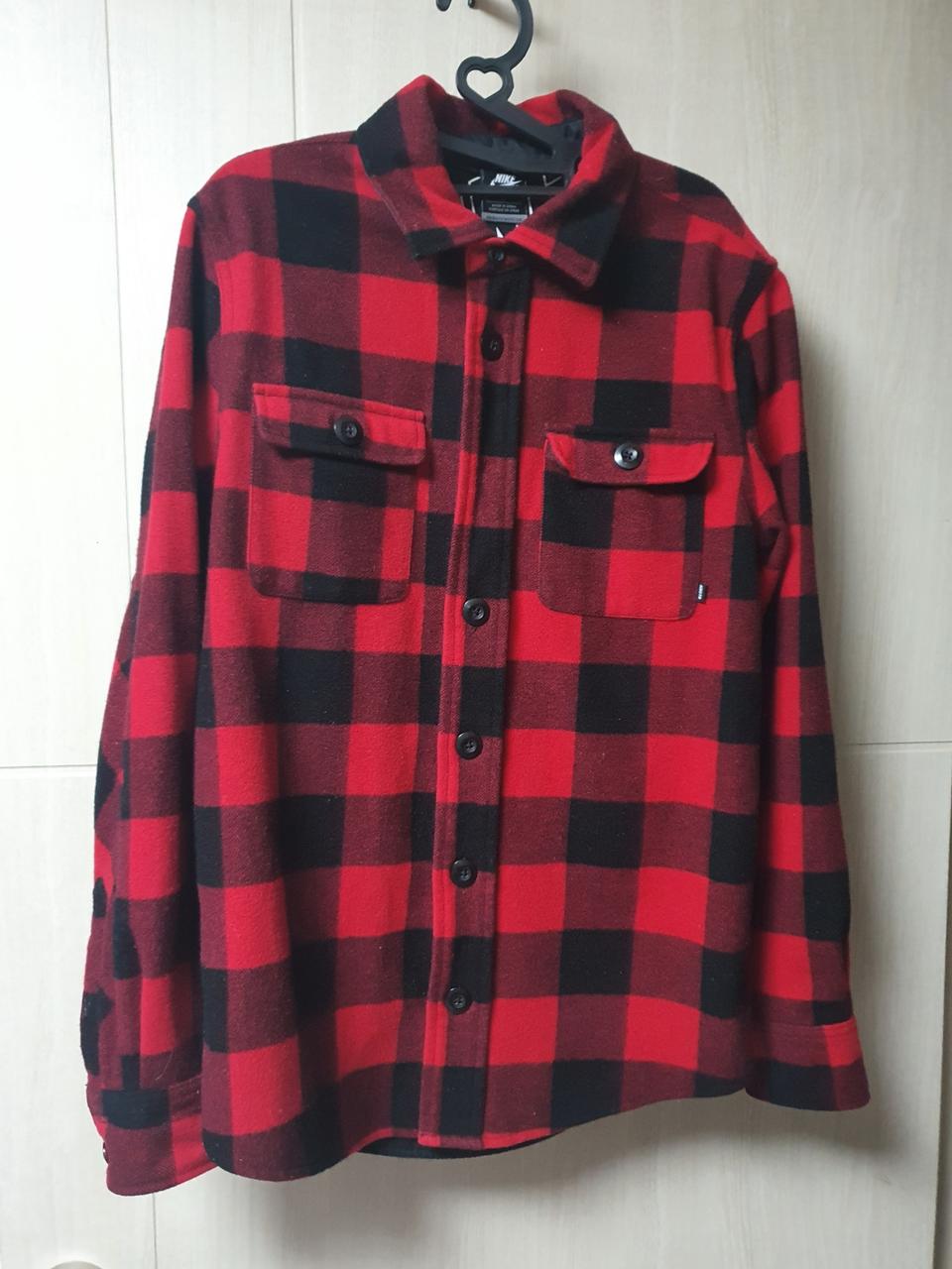 나이키 홀게이트 울 셔츠 [ 사이즈 S ] 팝니다