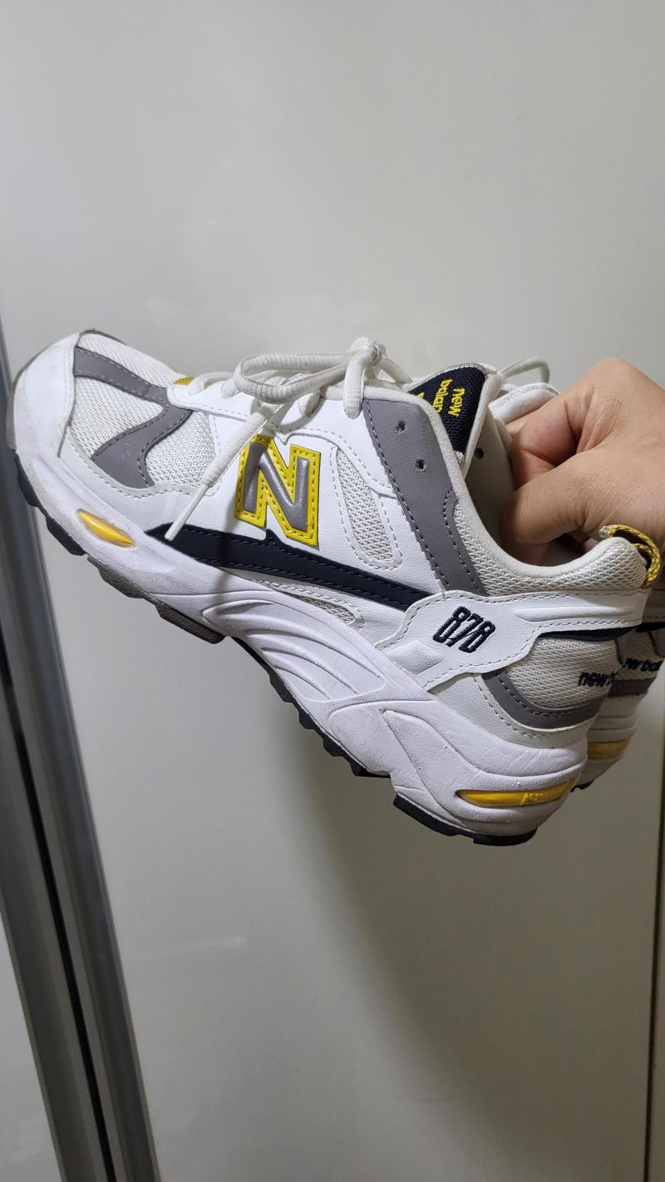 뉴발란스 878 220사이즈