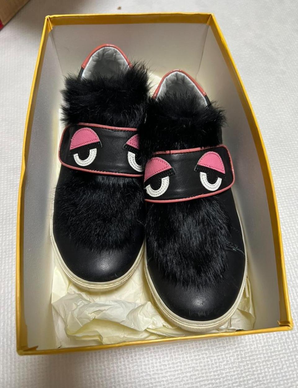 펜디 밍크퍼 운동화 36 230-235