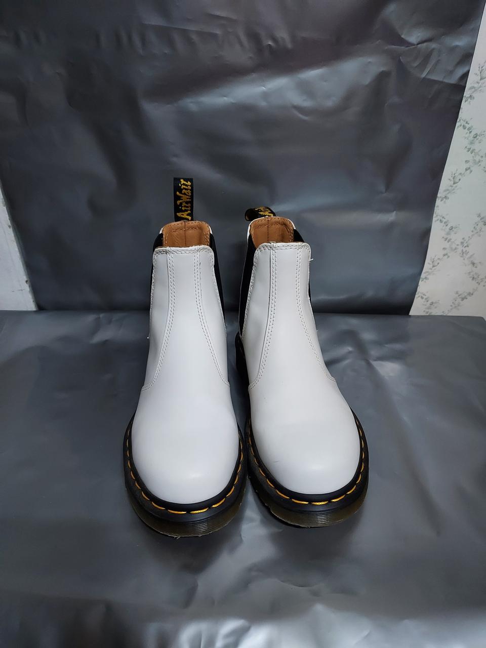 닥터마틴 2976  우먼