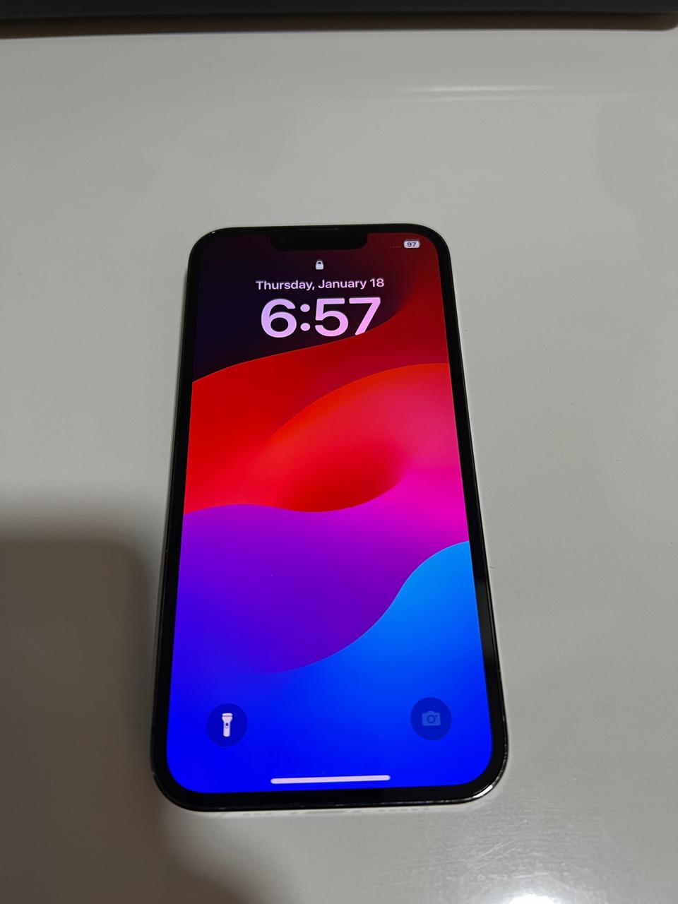 아이폰 13프로 128gb 후면 파손 판매합니다