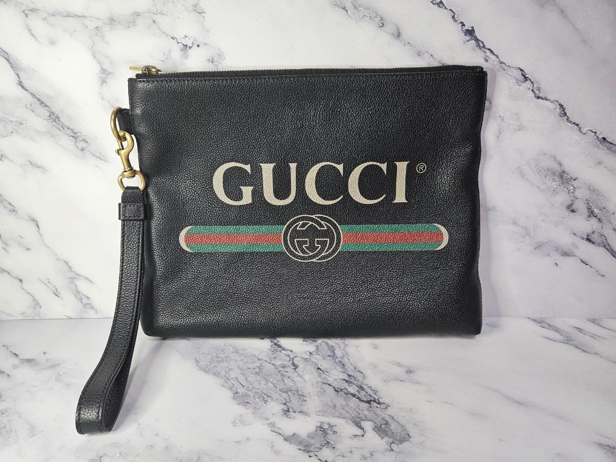 구찌 띠로고 블랙 스트랩 클러치백