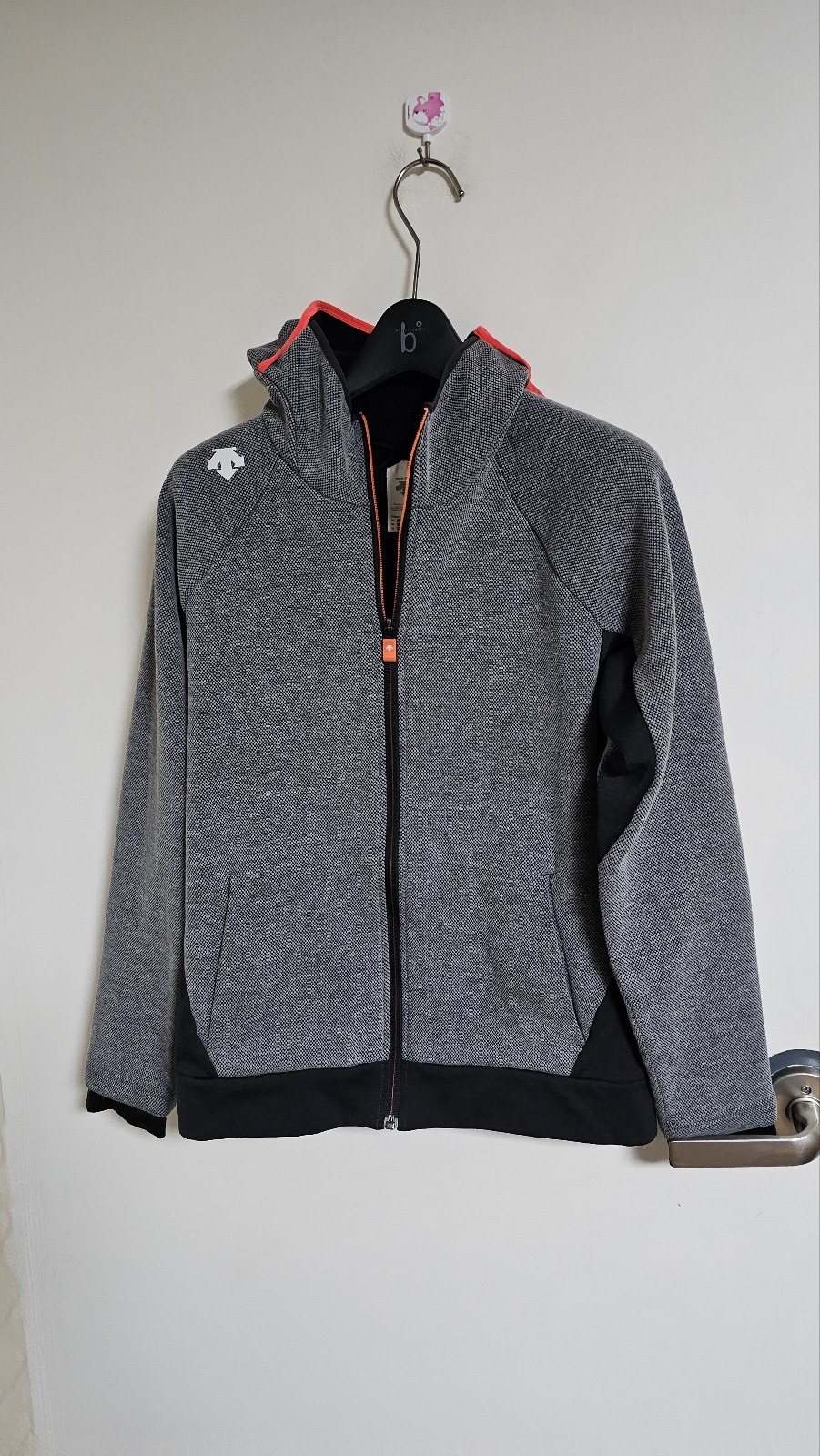 데상트 기모 후드 트레이닝복 g80