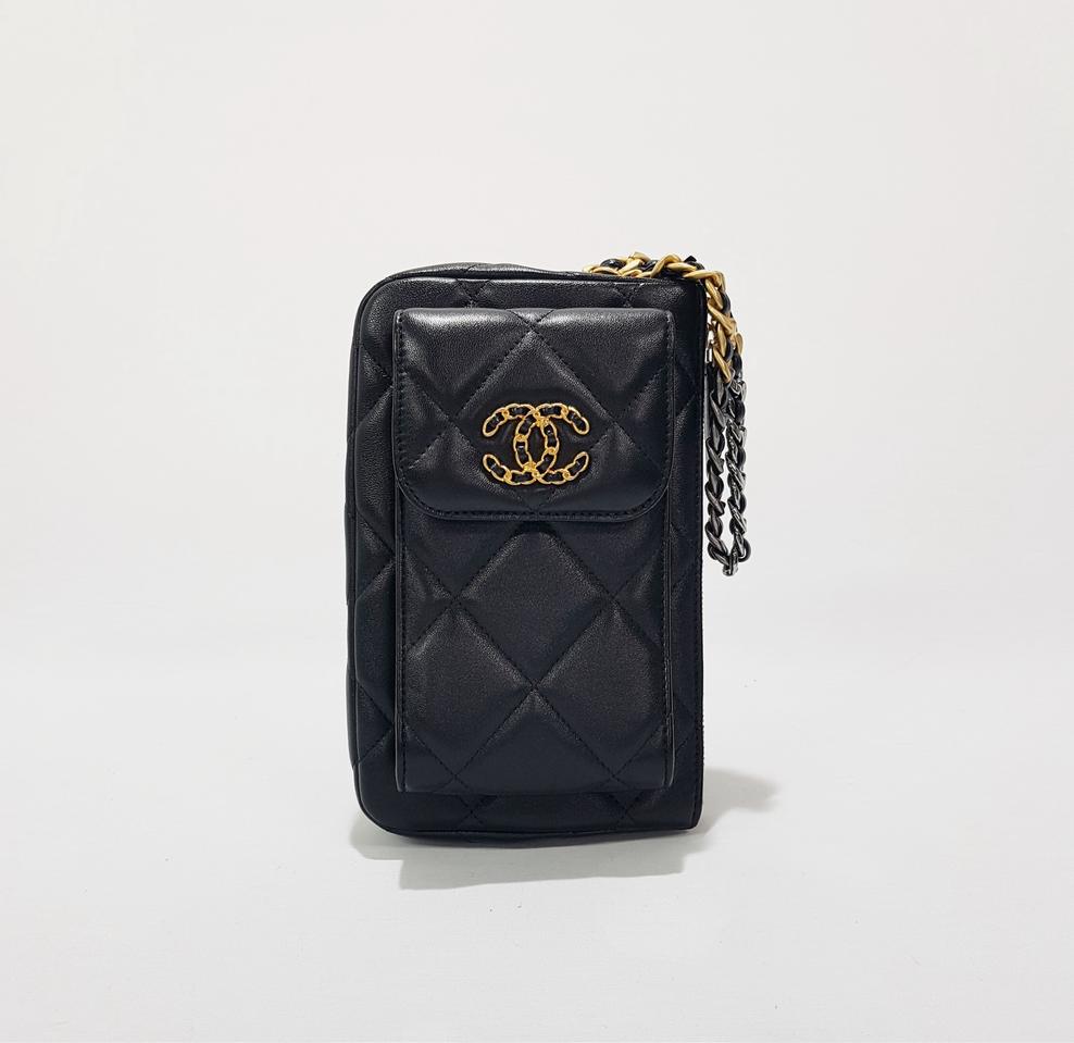 샤넬 램스킨 19 체인 파우치 폰홀더백 AP2099