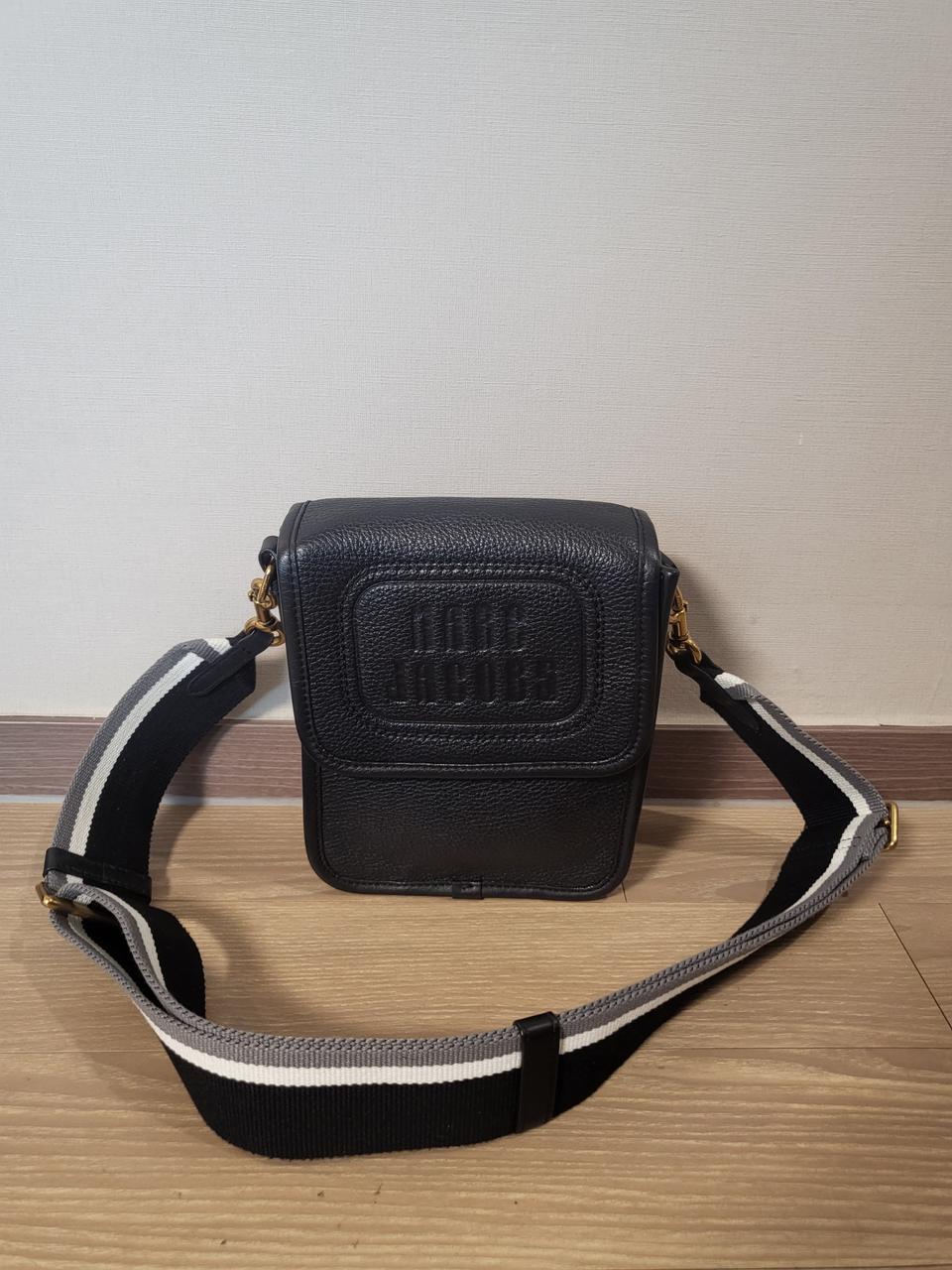 마크제이콥스미니크로스백