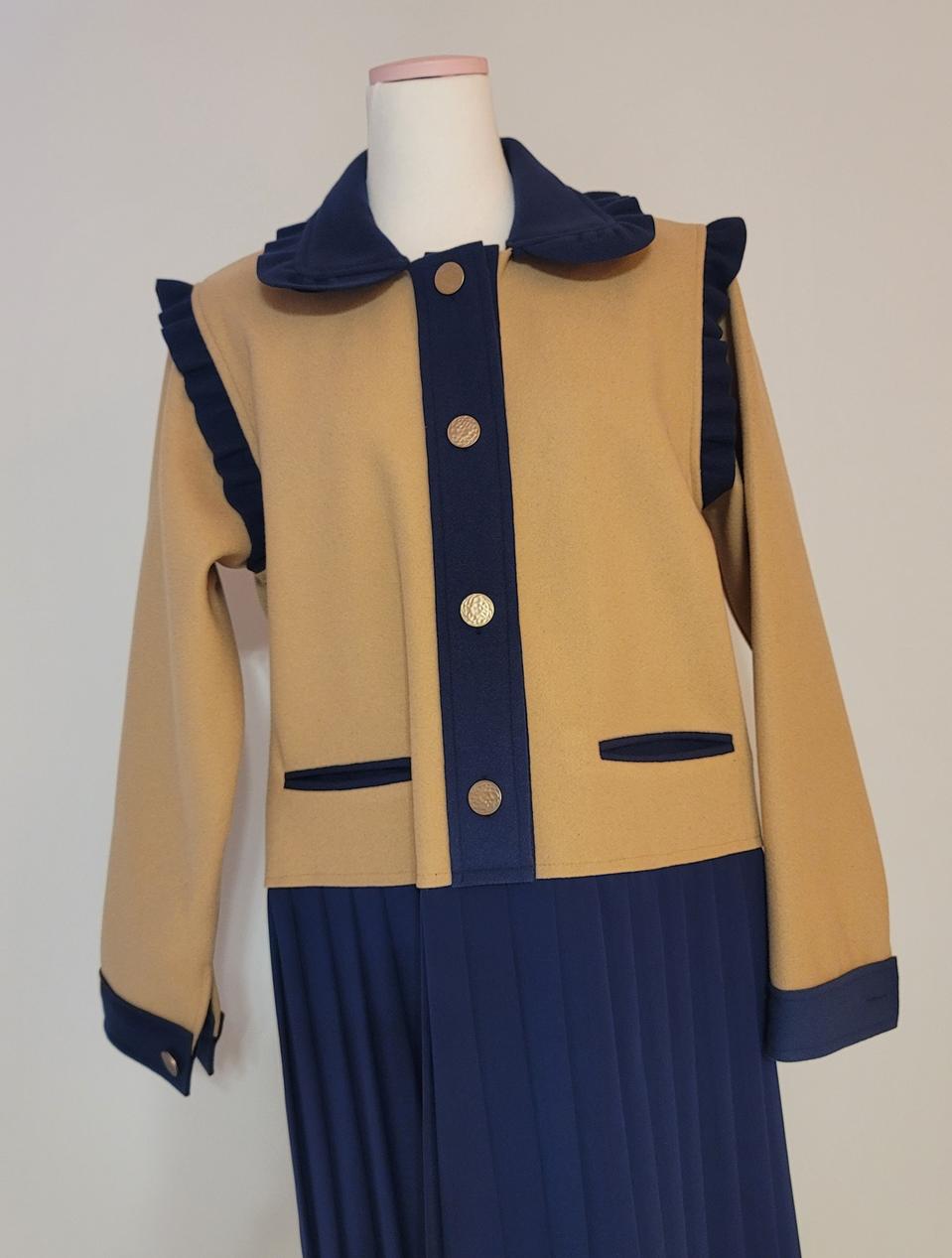 레이디레이디 파운드 프릴카라 울 롱원피스 팝니다