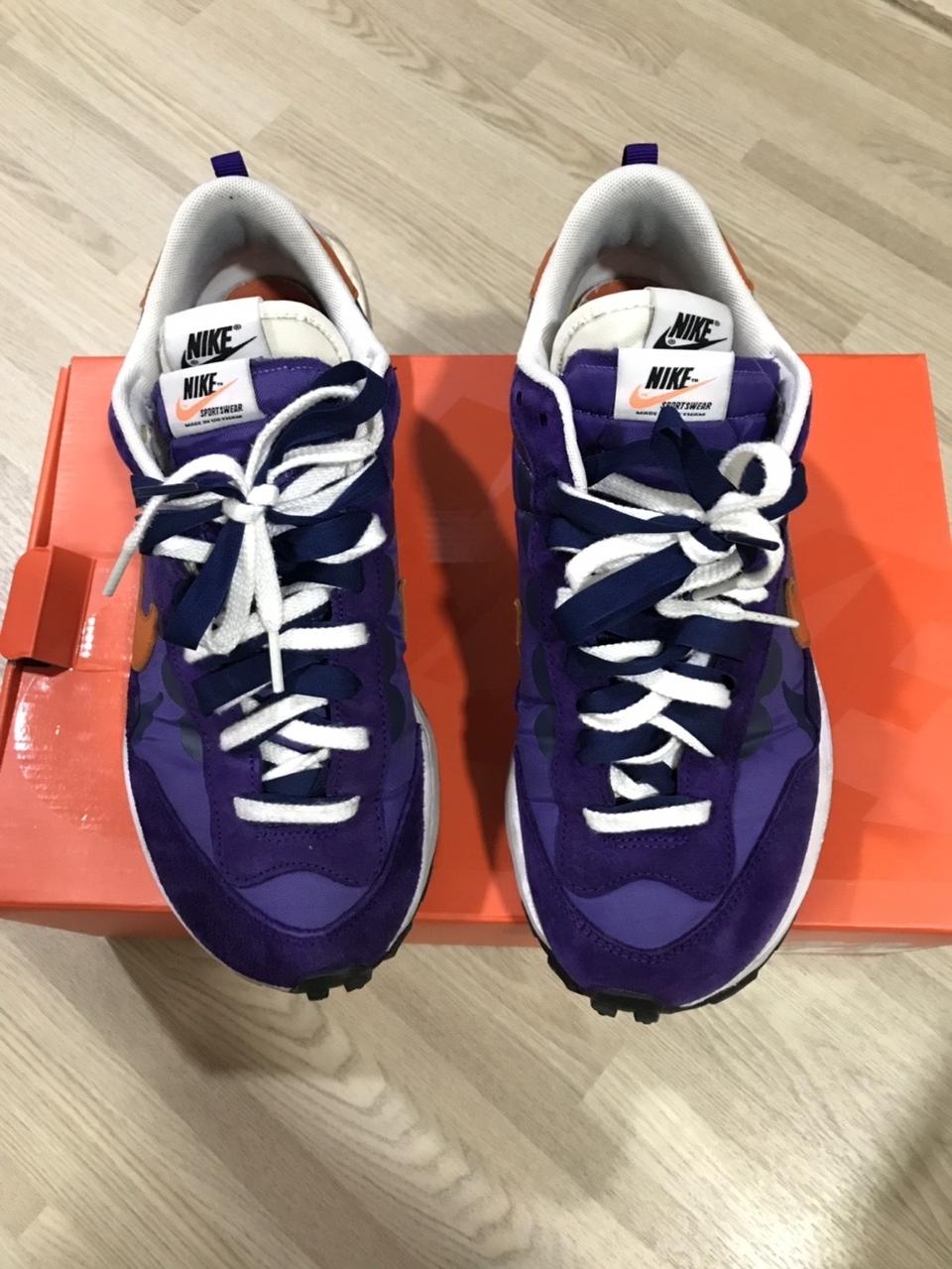 정품) 나이키 사카이 베이퍼와플 보라 270