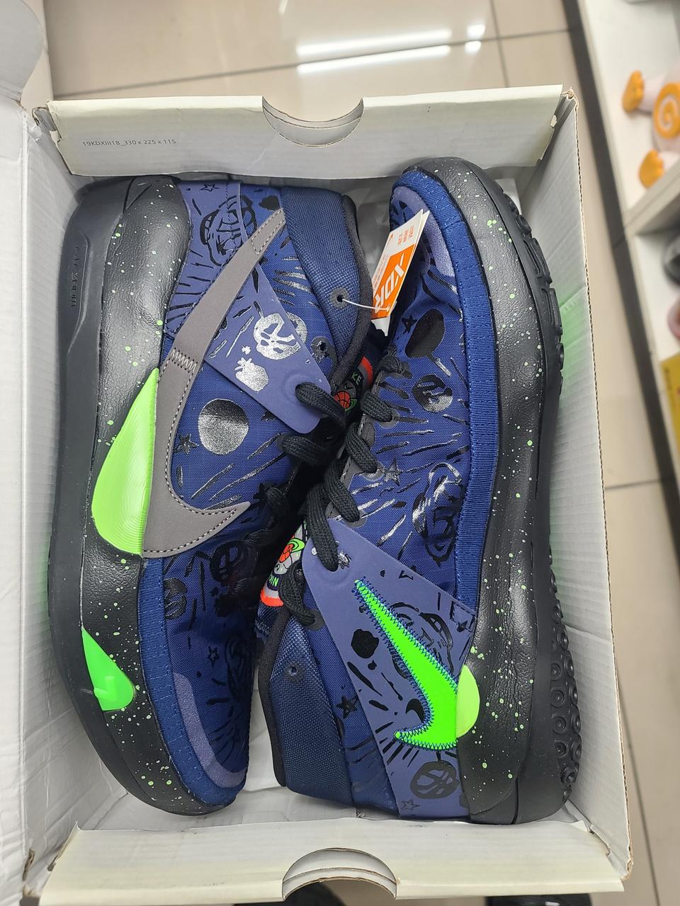 나이키 KD13 새거 팝니다