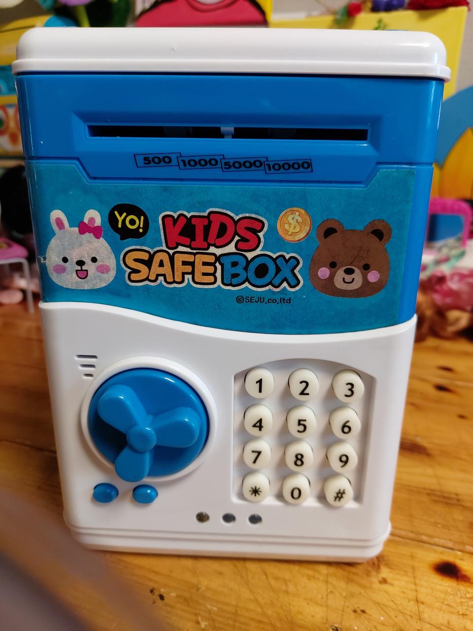 지폐빨아드리는 금고형저금통