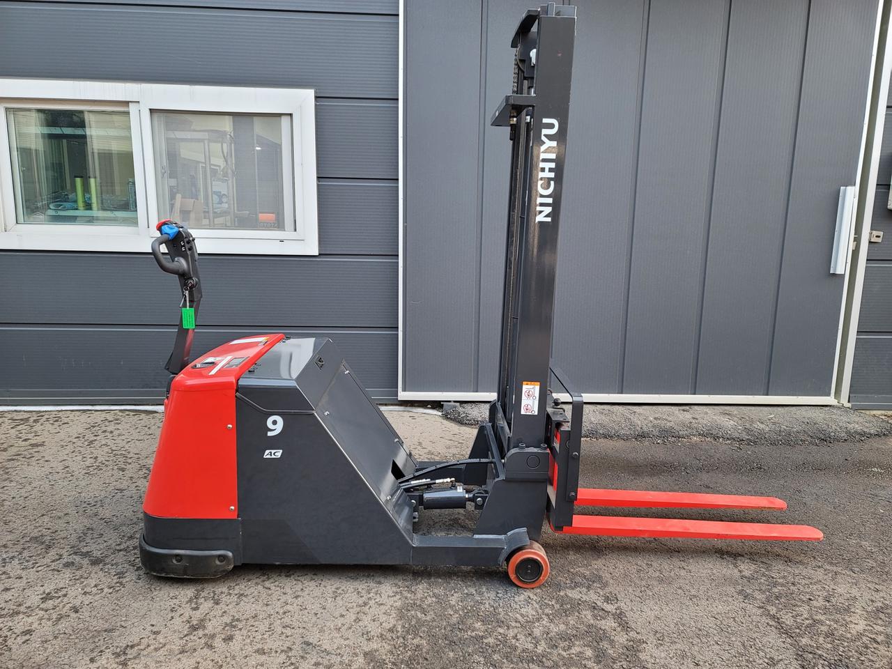 신차급 니찌유 0,9톤 전동핸드파레트 지게차 판매